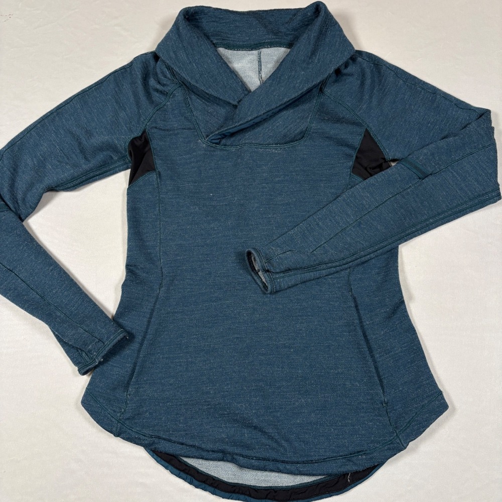 Lululemon Run Pullover Sweatshirt Green Teal Size 6 Thumbholes Distressed Flaw